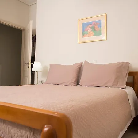 Maisonette With Garden In The Heart Of The Historical Kalamata Center Exterior photo