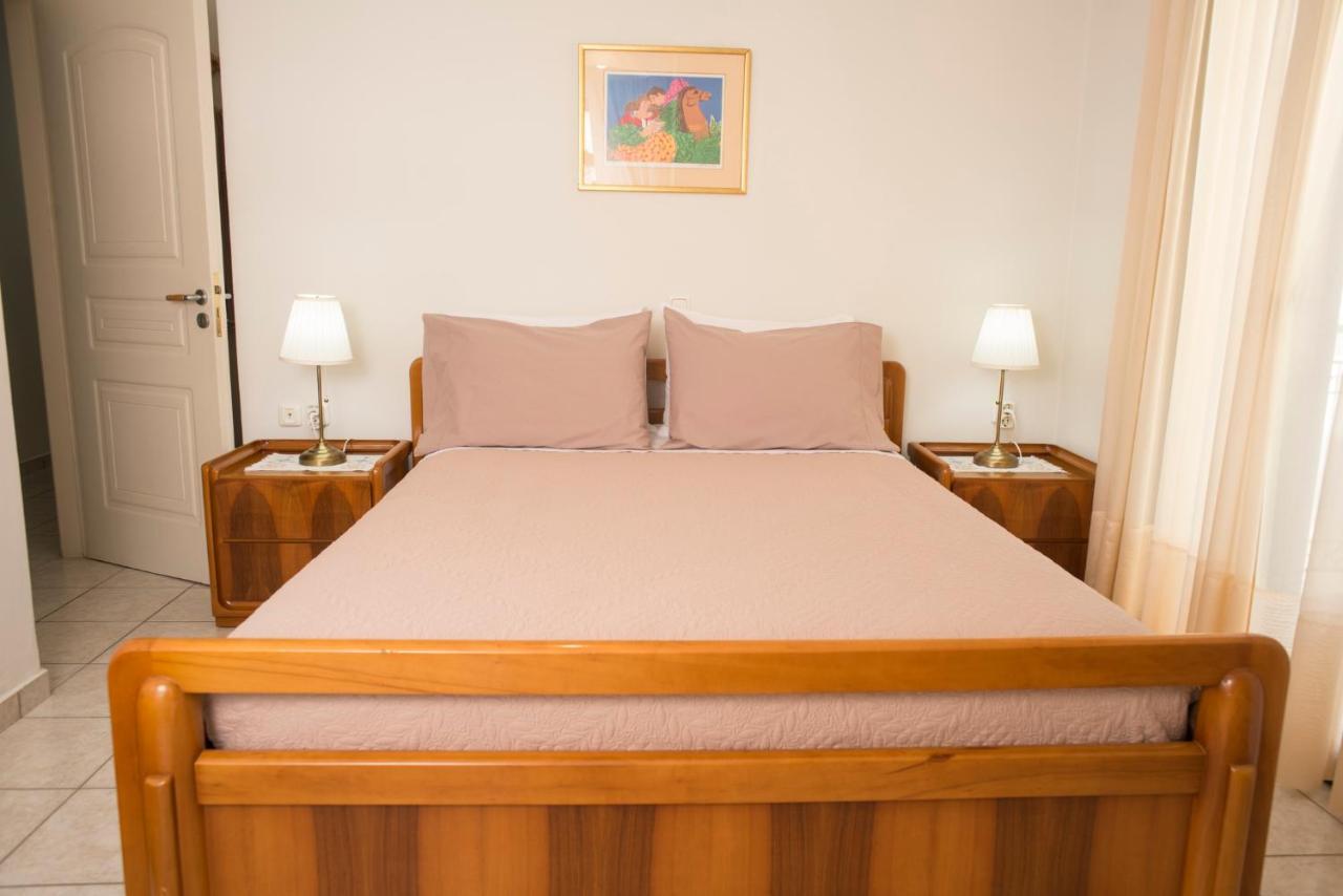 Maisonette With Garden In The Heart Of The Historical Center *