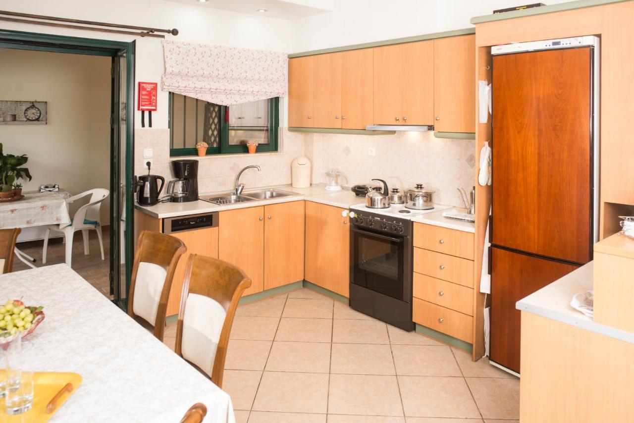 Maisonette With Garden In The Heart Of The Historical Center * Kalamata