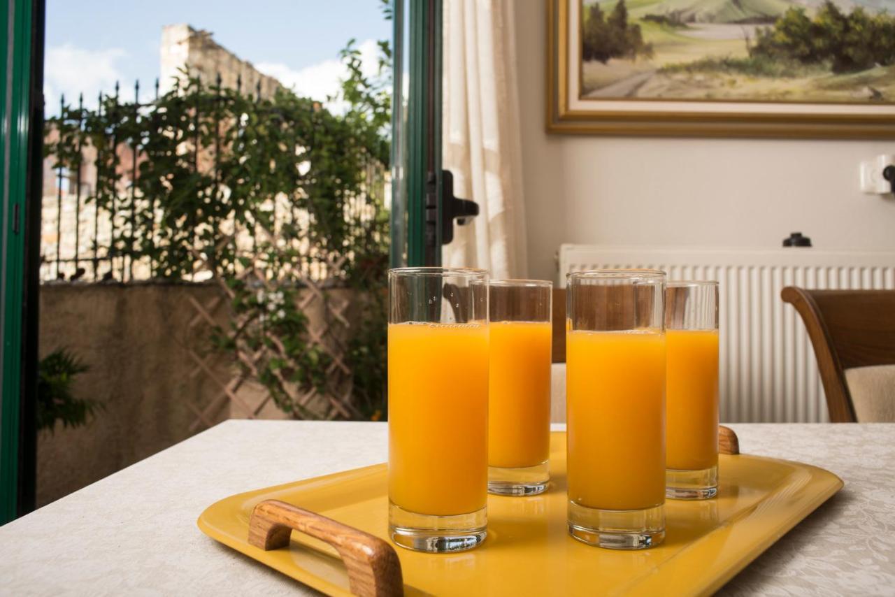 Apartment Maisonette With Garden In The Heart Of The Historical Center
