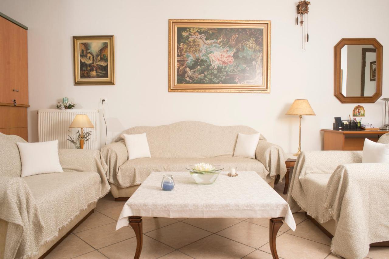 Maisonette With Garden In The Heart Of The Historical Center Apartment Kalamata