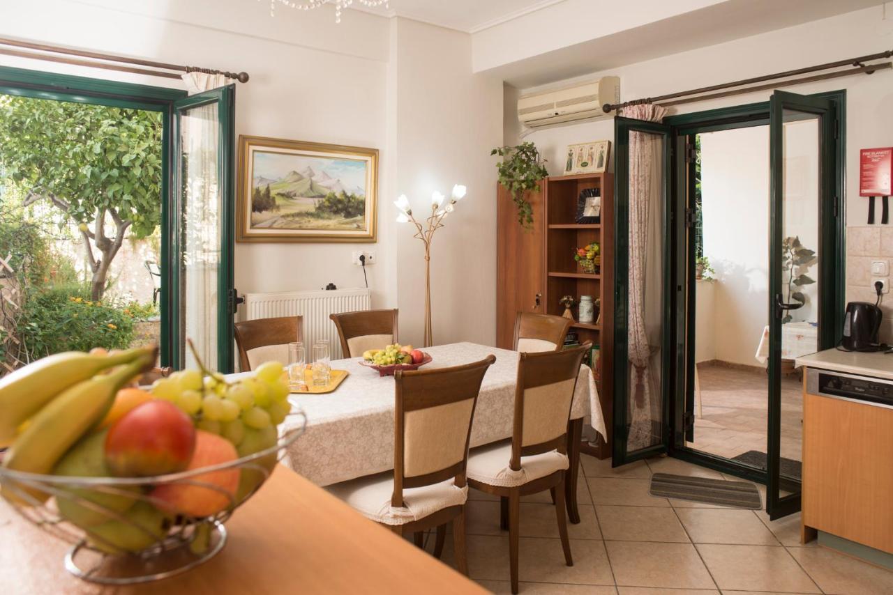 Maisonette With Garden In The Heart Of The Historical Center *