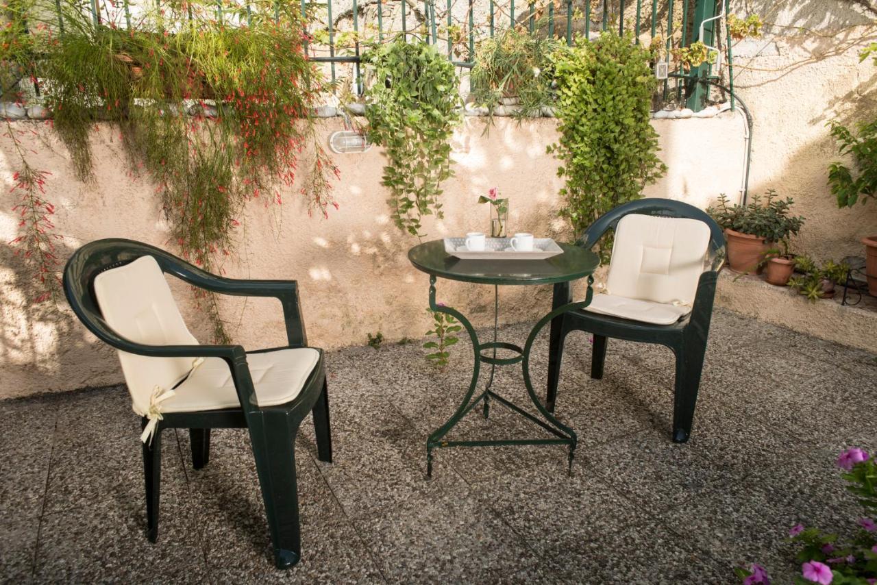 Maisonette With Garden In The Heart Of The Historical Center * Kalamata