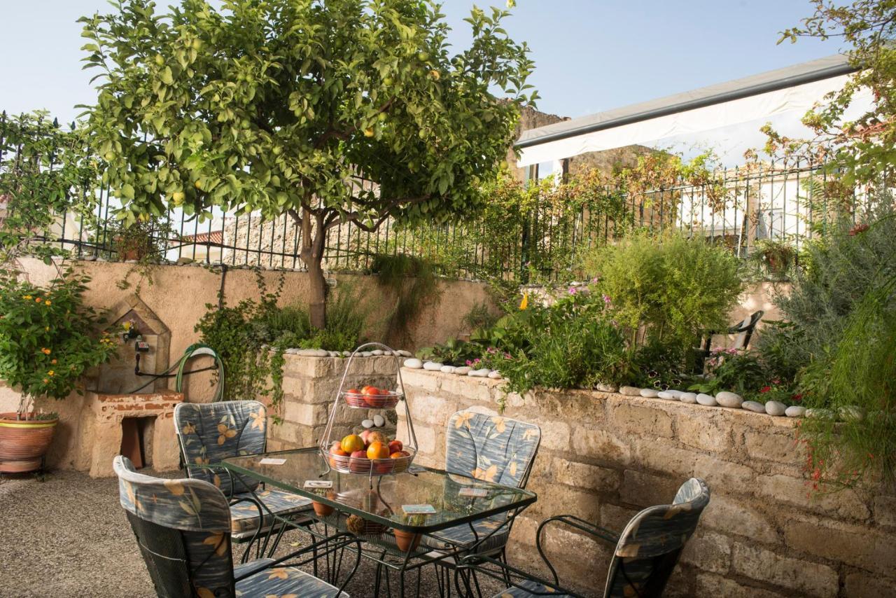 Maisonette With Garden In The Heart Of The Historical Center Apartment